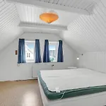 Lovely In With Kitchen Hébergement de vacances *
